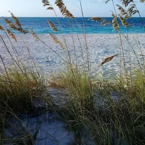 https://apt-near-grace-bay-beach.comcaribbean.com